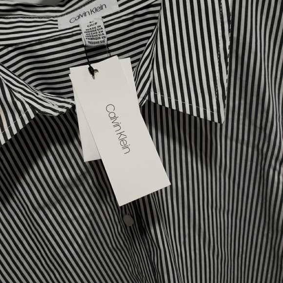 Calvin Klein Women's Button Up Top - Picture 4 of 4